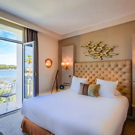 Grand Des Sablettes - Curio Collection By Hilton+++ Hotel
