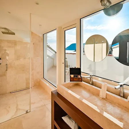 Grand Des Sablettes - Curio Collection By Hilton+++ Hotel 4*