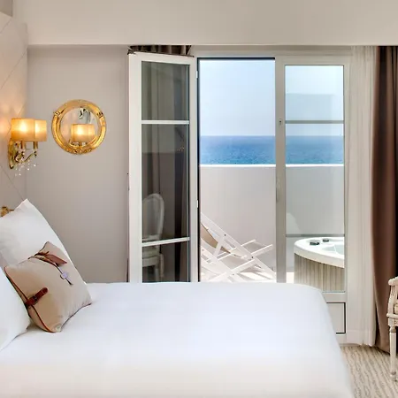 Grand Des Sablettes - Curio Collection By Hilton+++ Hotel